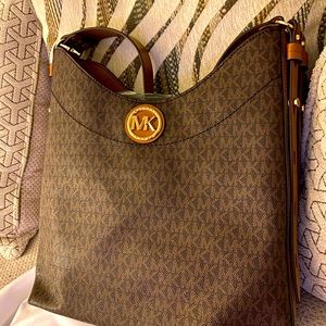 Michael Kors “Bowery” Large Logo Shoulder bag